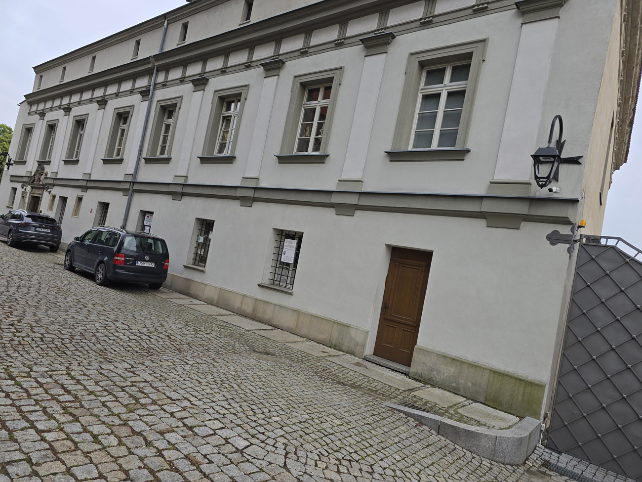 Strzegom wspiera zabytki. 160 tysięcy złotych przekazano na prace konserwatorskie trzem parafiom 