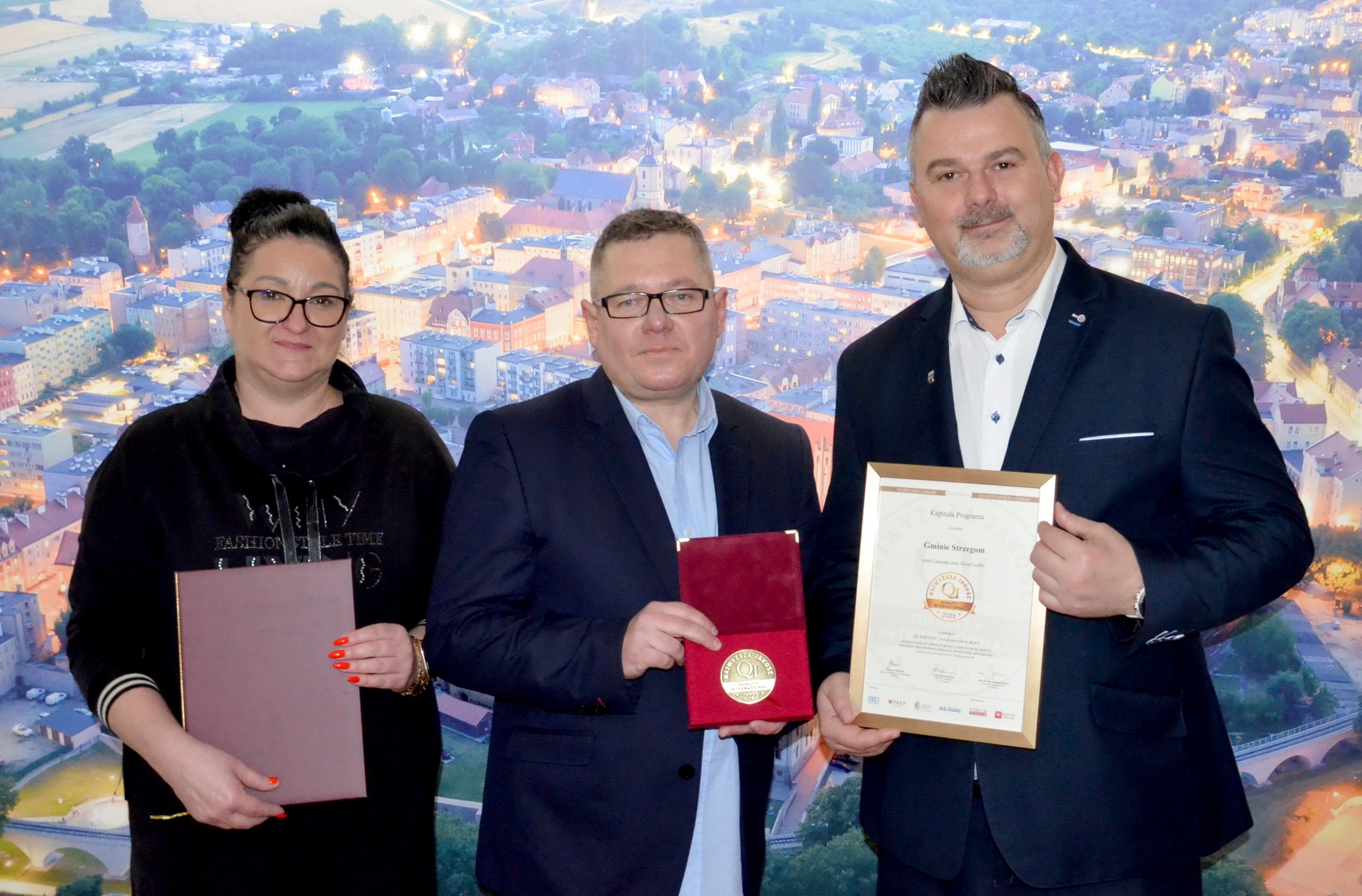 Nagroda Najwyższa Jakość QI dla gminy Strzegom. 