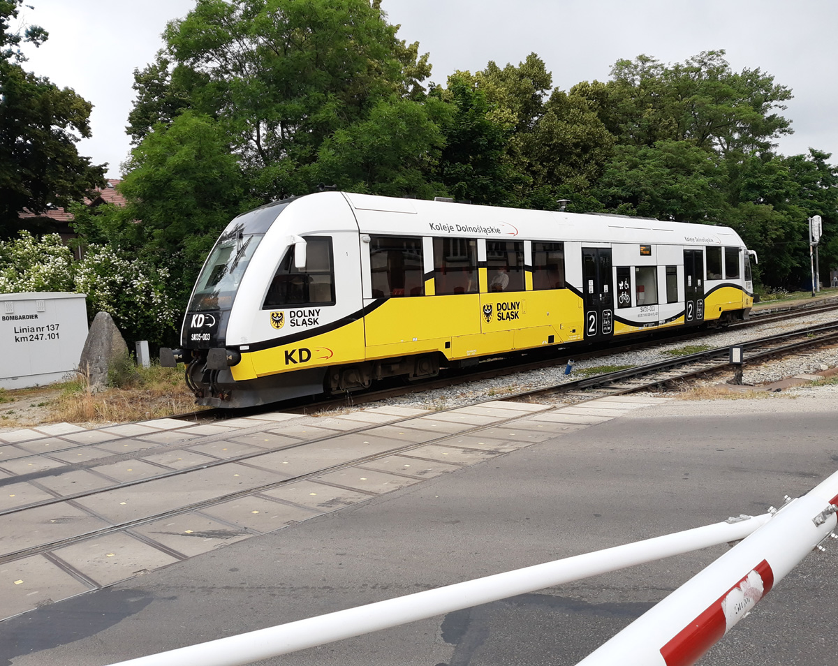 Zmiany w rozkładzie jazdy pociągów. Powodem jest zamknięcie odcinka Jaworzyna Śląska – Strzegom! 