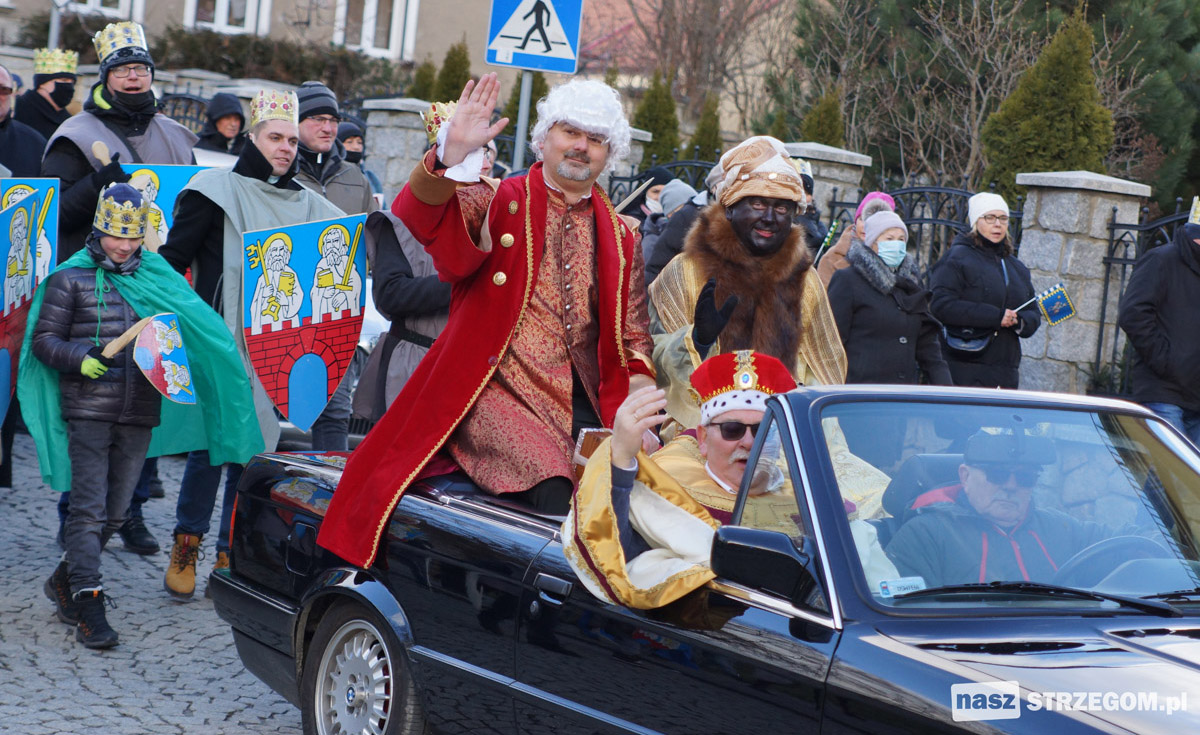 Orszak Trzech Króli powrócił na ulice Strzegomia [FOTO] 