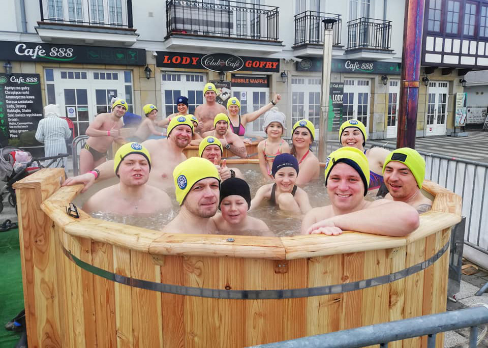 Strzegomianie przełamali lody w Mielnie 