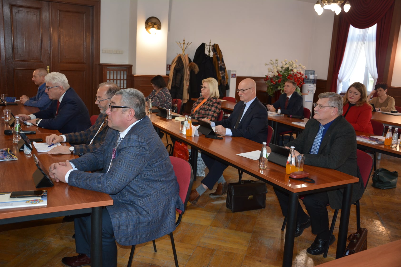 Radni jednogłośnie przyjęli budżet gminy na 2022 rok [FOTO] 