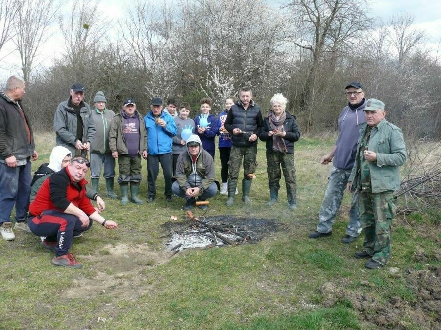 Wędkarze posprzątali wokół łowisk w Rusku [FOTO] 