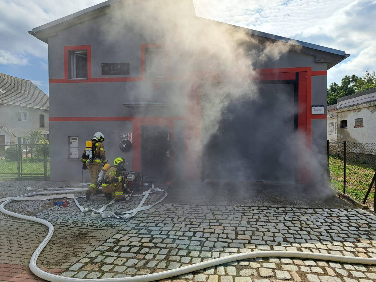 Pożar w remizie OSP Granica. Na szczęście to tylko ćwiczenia [FOTO] 