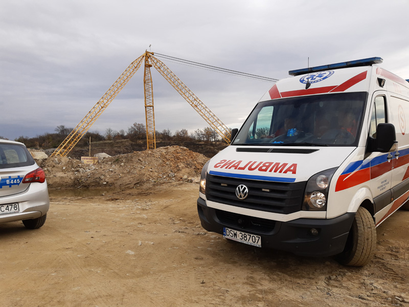 Mężczyzna spadł z półki skalnej w Kostrzy 