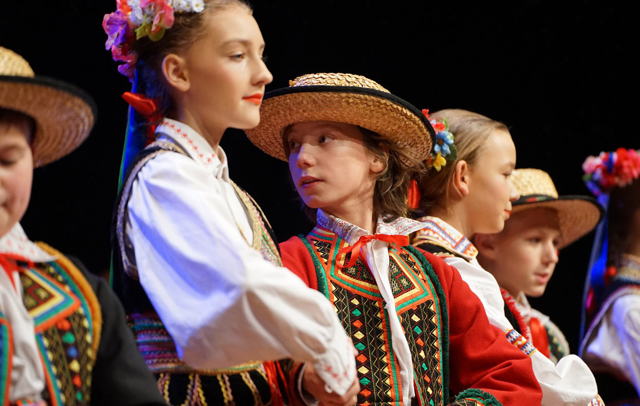 50 lat w rytmie tradycji – w sobotę jubileusz Zespołu Pieśni i Tańca Kostrzanie 