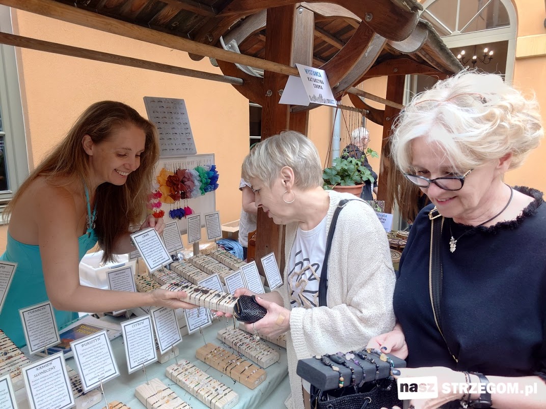 Zbiory minerałów z całego świata ozdobią w niedzielę strzegomski OSiR [FOTO] 