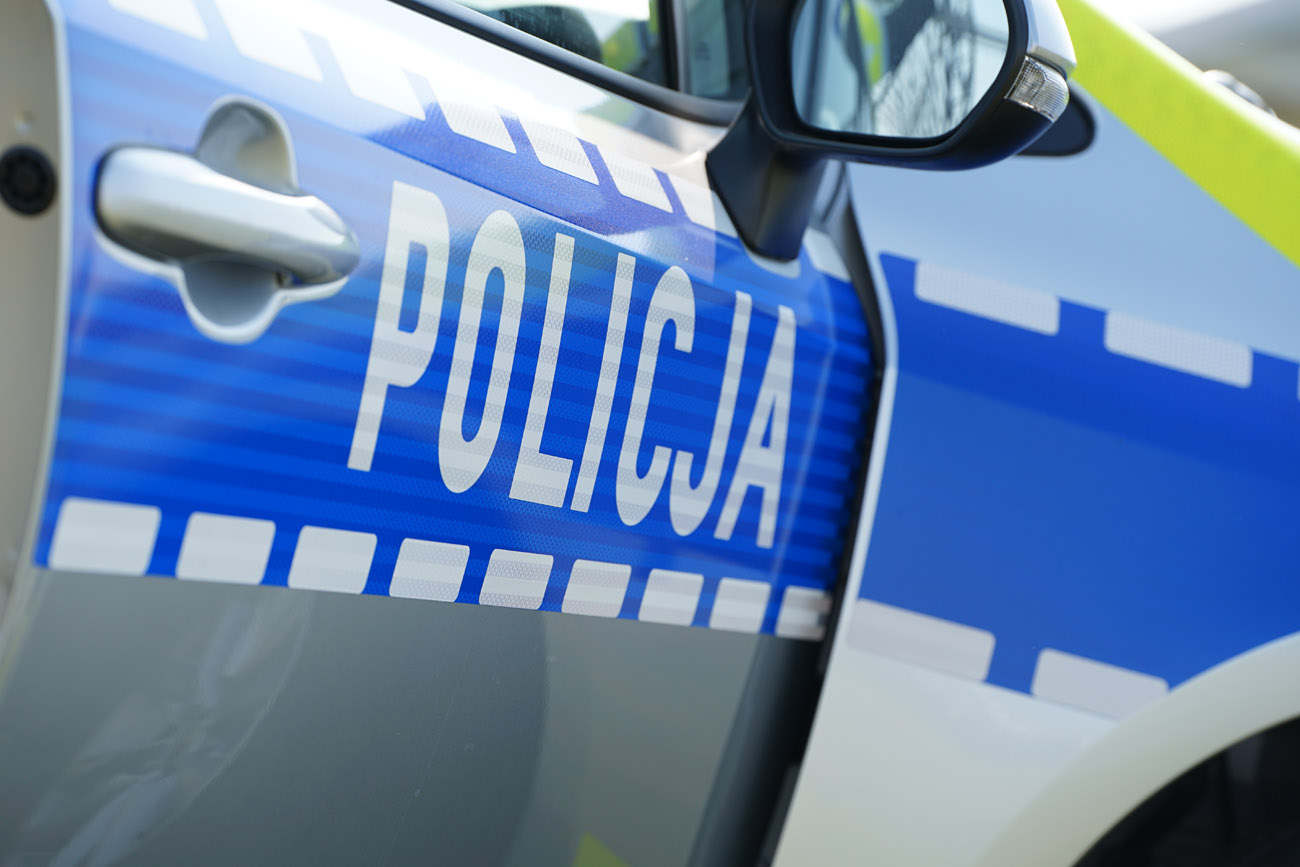 52-latek trzymał w garażu nielegalny tytoń i papierosy 