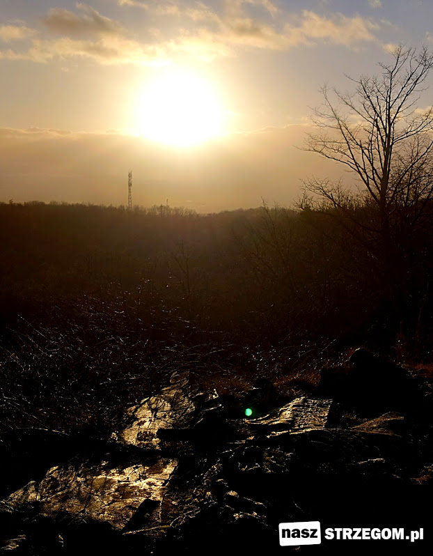 Początek astronomicznej zimy i symbolika odradzającego się światła [FOTO] 