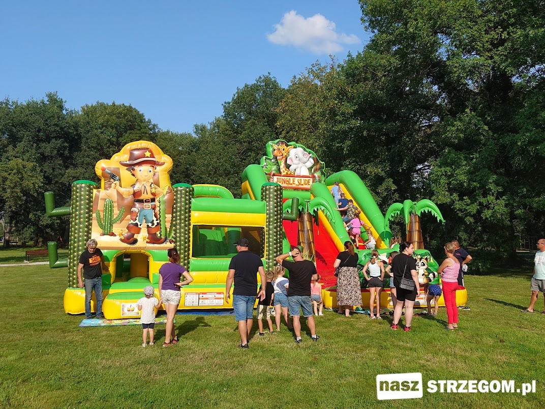 Rogoźnicki Park Dworski wypełnił się dobrą zabawą podczas Turnieju Wsi [FOTO] 
