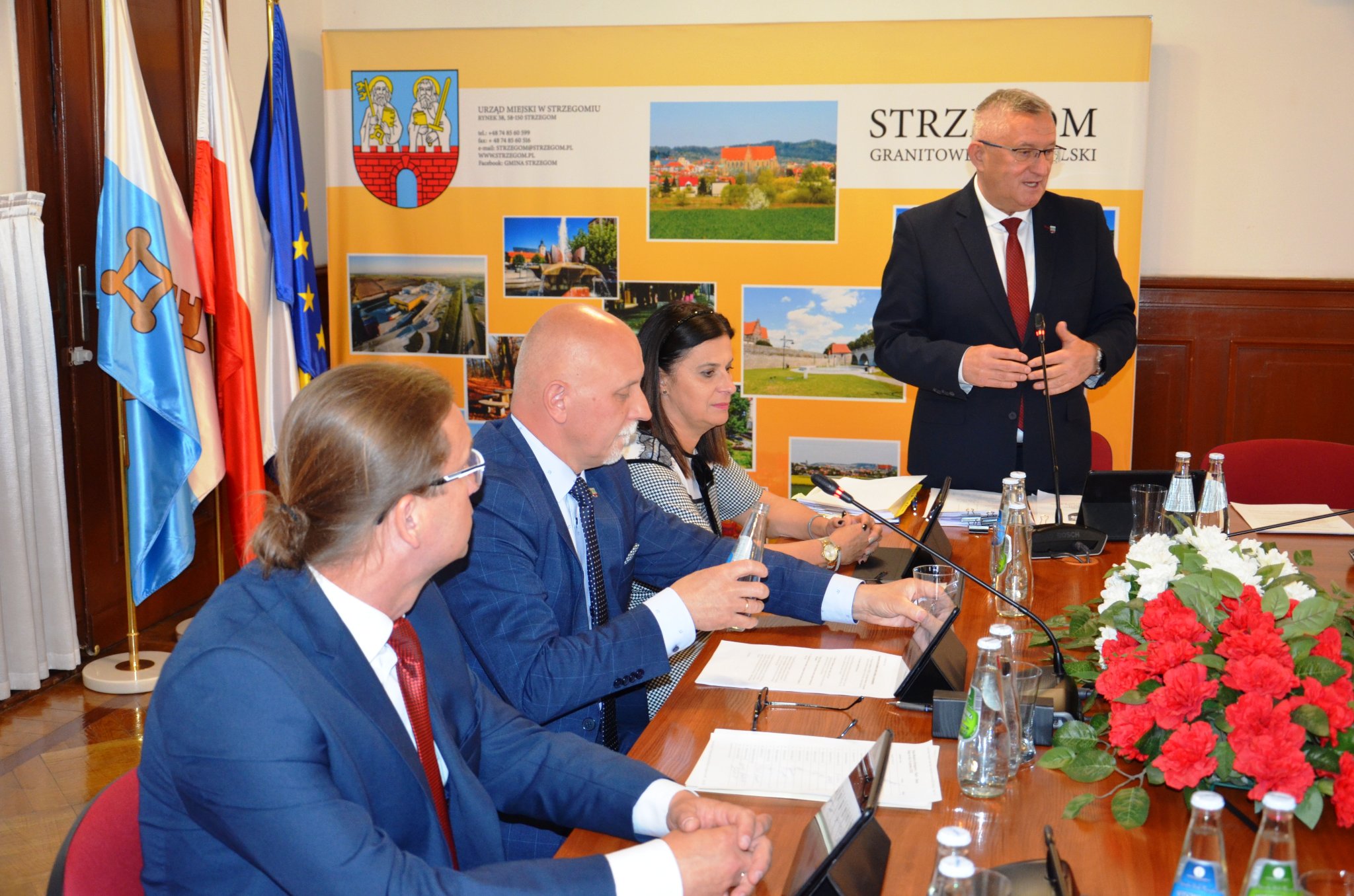 Burmistrz Strzegomia z absolutorium i wotum zaufania [FOTO] 