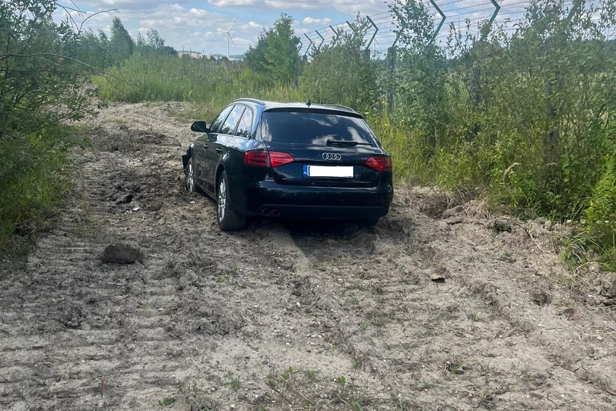 24-latka z gminy Strzegom zatrzymana za kradzież samochodu [FOTO] 
