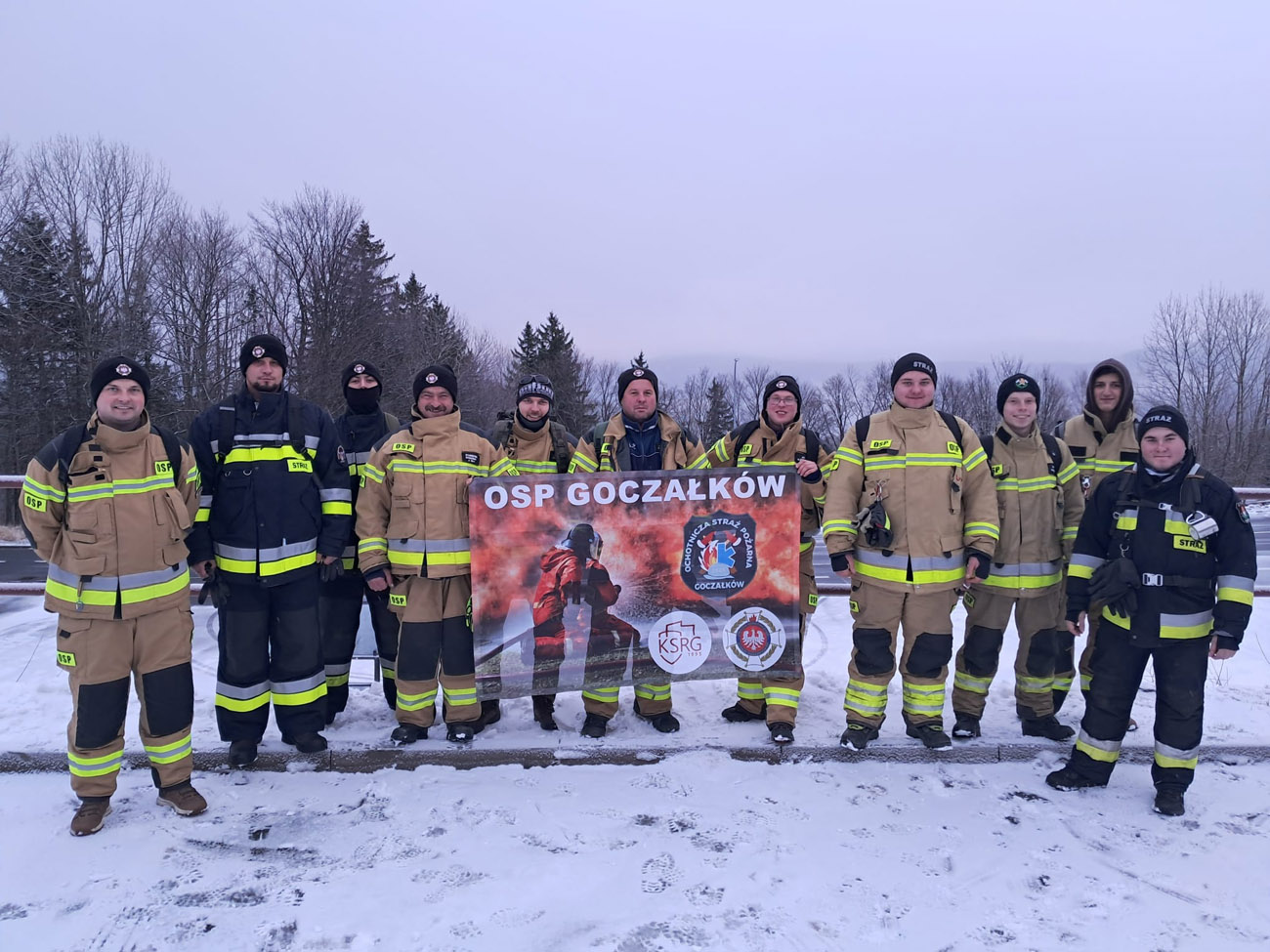 Strażacy z Goczałkowa zdobyli Śnieżkę w szczytnym celu! [FOTO] 