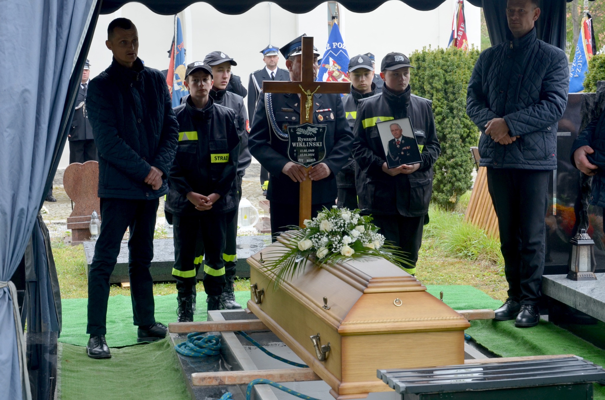 Tłumy pożegnały Ryszarda Wiklińskiego - Honorowego Obywatela Strzegomia [FOTO] 