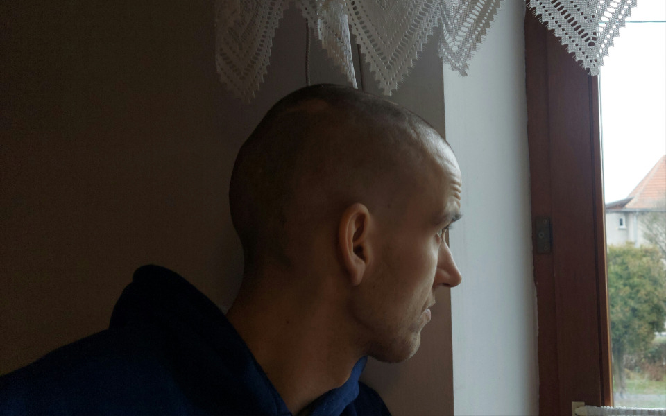 29-letni strzegomianin apeluje o pomoc. Grozi mu amputacja prawej strony ciała 