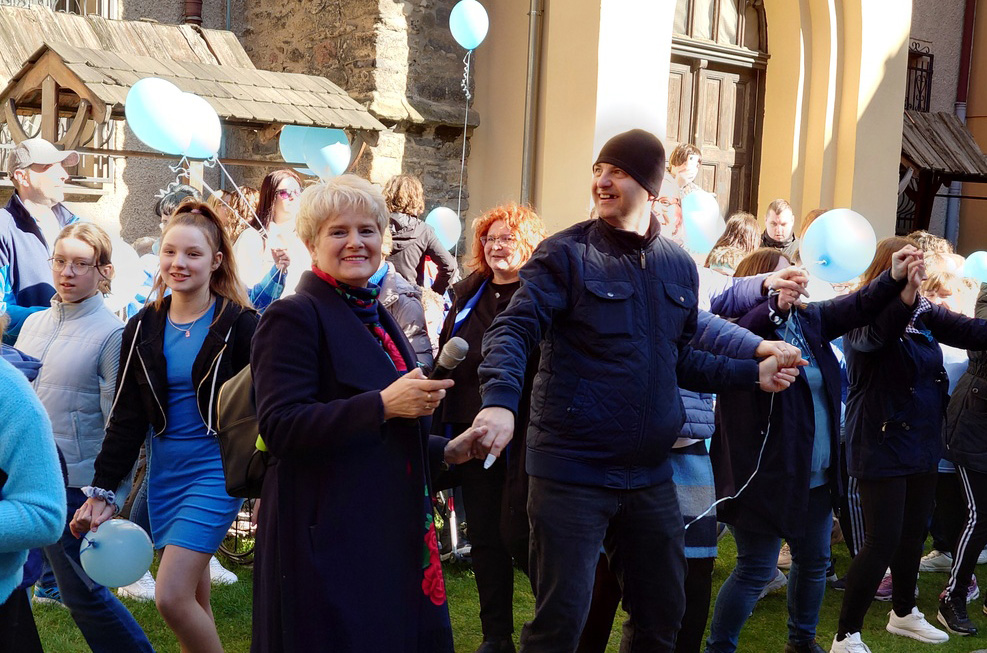 Niebieski marsz ponownie przejdzie ulicami Strzegomia [FOTO] 