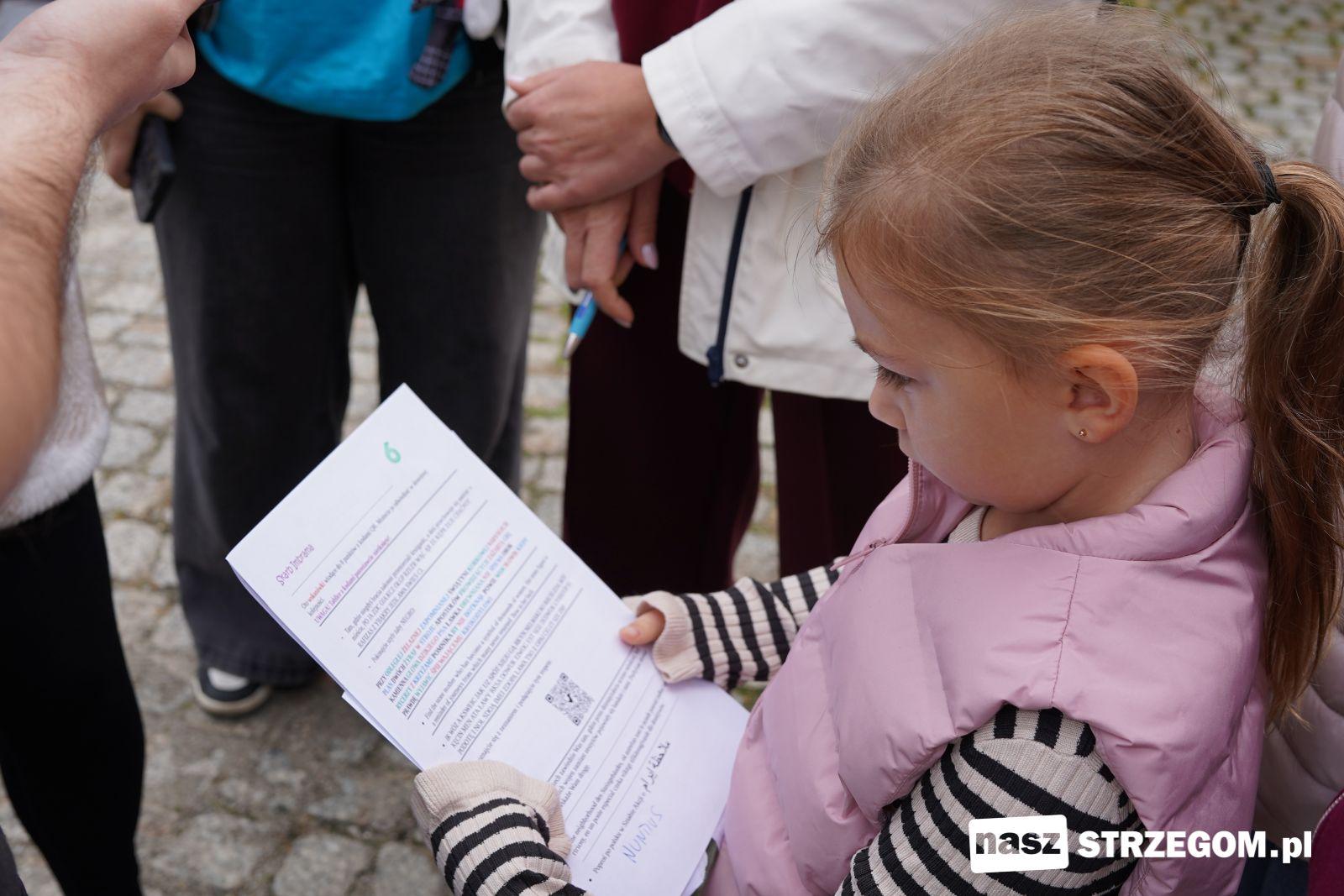 Podchody, zagadki i dobra zabawa. Organizacje z gminy Strzegom razem w terenie [FOTO] 