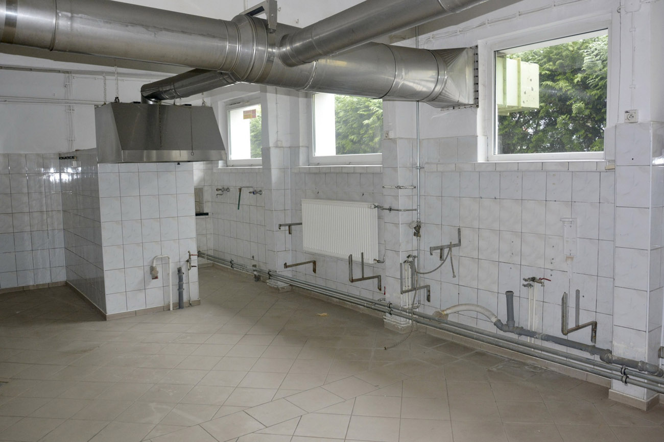 Nowe kuchnie, stołówki i sale lekcyjne. Rusza modernizacja szkół w Strzegomiu i Olszanach [FOTO] 