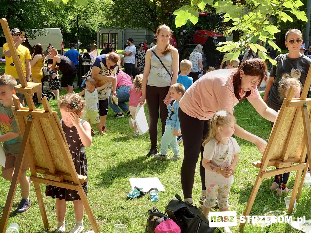 Zabawa, śmiech i truskawki – tak Strzegom obchodził Dzień Dziecka [FOTO] 