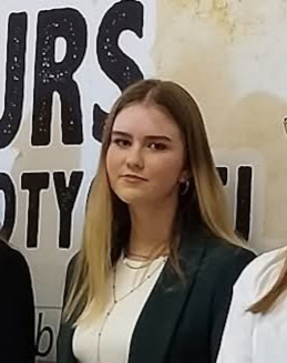 Amelia Sozańska z LO w Strzegomiu laureatką ogólnopolskiego Konkursu Wiedzy Patriotycznej o Romanie Dmowskim [FOTO] 