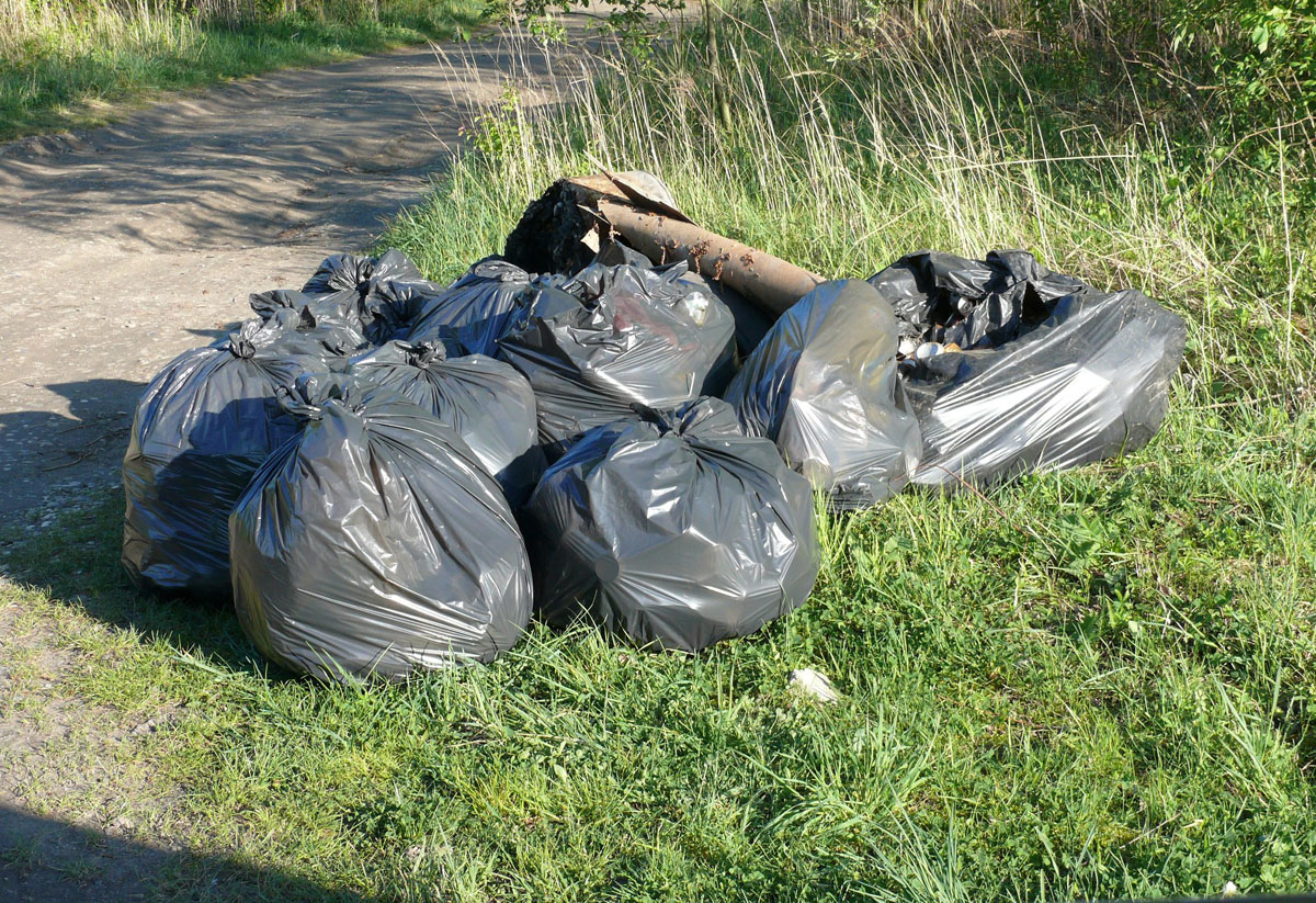 Wędkarze posprzątali wokół łowisk w Rusku [FOTO] 
