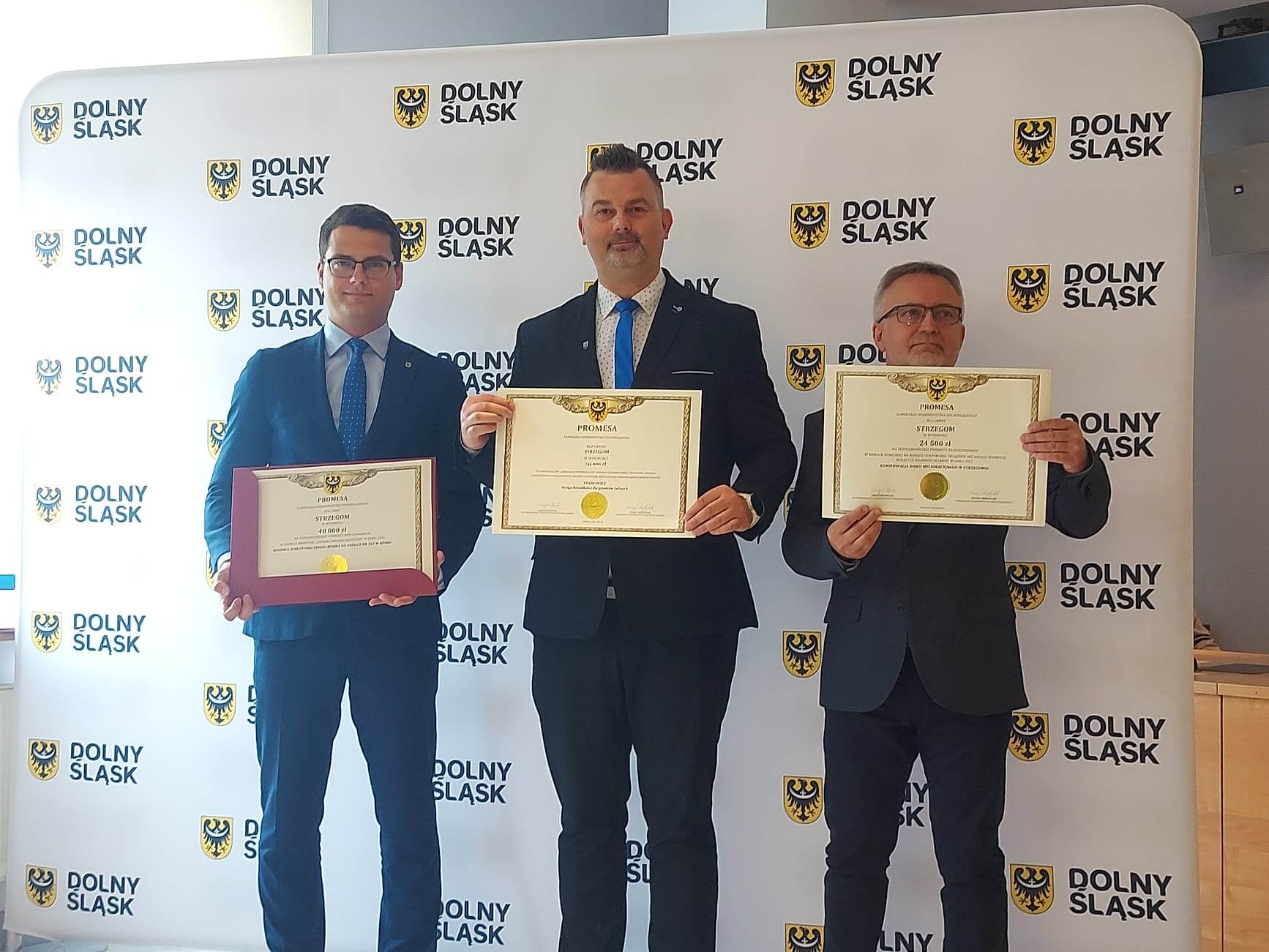 Budowa drogi, boiska i prace melioracyjne na liście nowych inwestycji w gminie Strzegom 