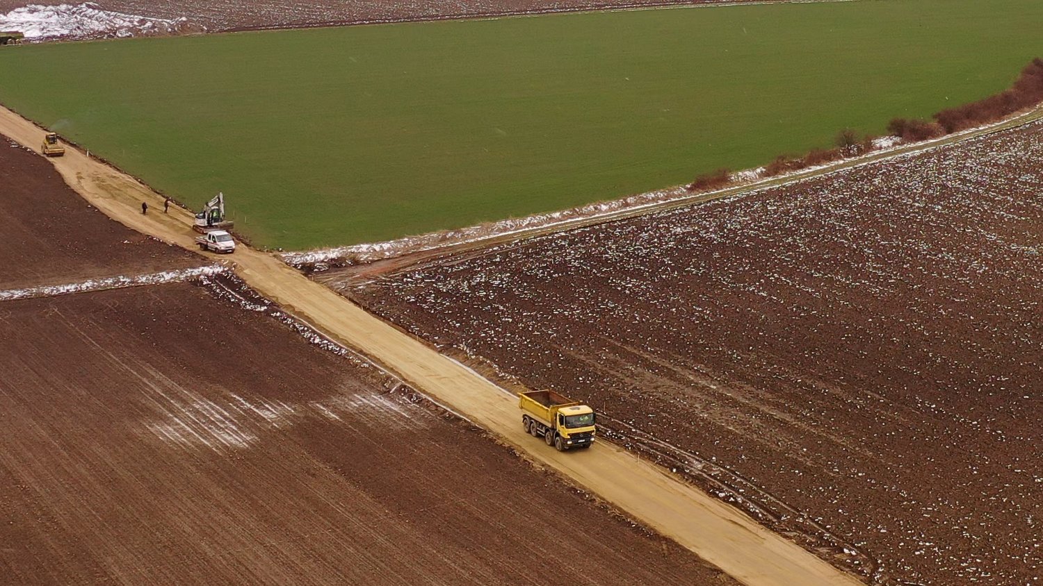 Powstają drogi poscaleniowe w trzech miejscowościach gminy Strzegom [FOTO] 