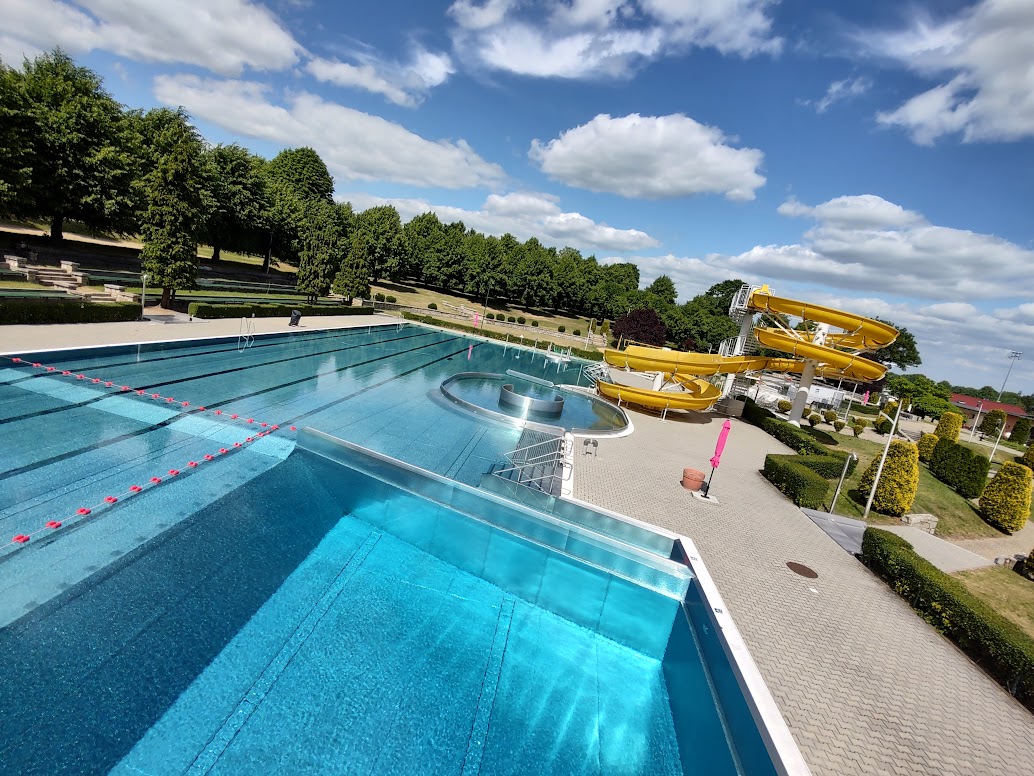 Basen letni w Strzegomiu gotowy do sezonu. W sobotę otwarcie! 