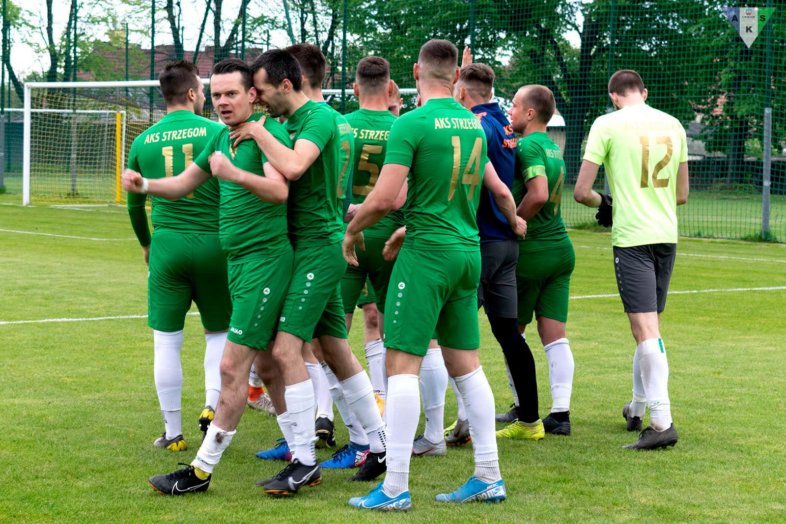 Zawodnicy AKS Granit Strzegom S.A. pokonali Bielawiankę! [FOTO] 