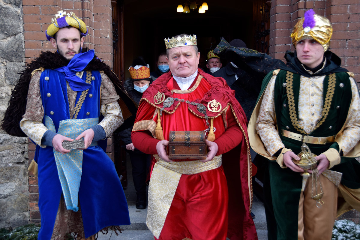 Jasełkowy orszak w Jaroszowie [FOTO] 