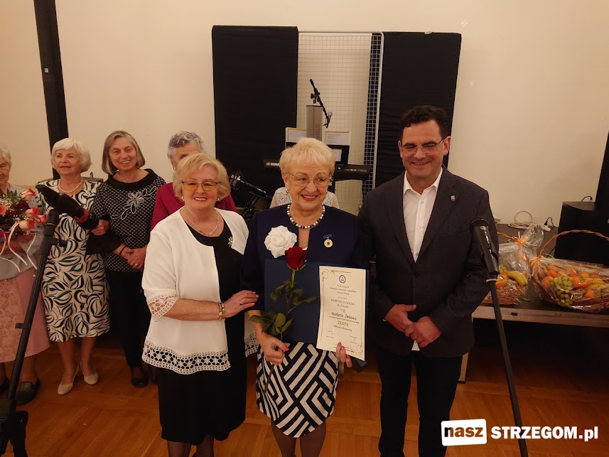 Strzegomski Bal Seniora - taniec, wyróżnienia i dobra zabawa [FOTO] 