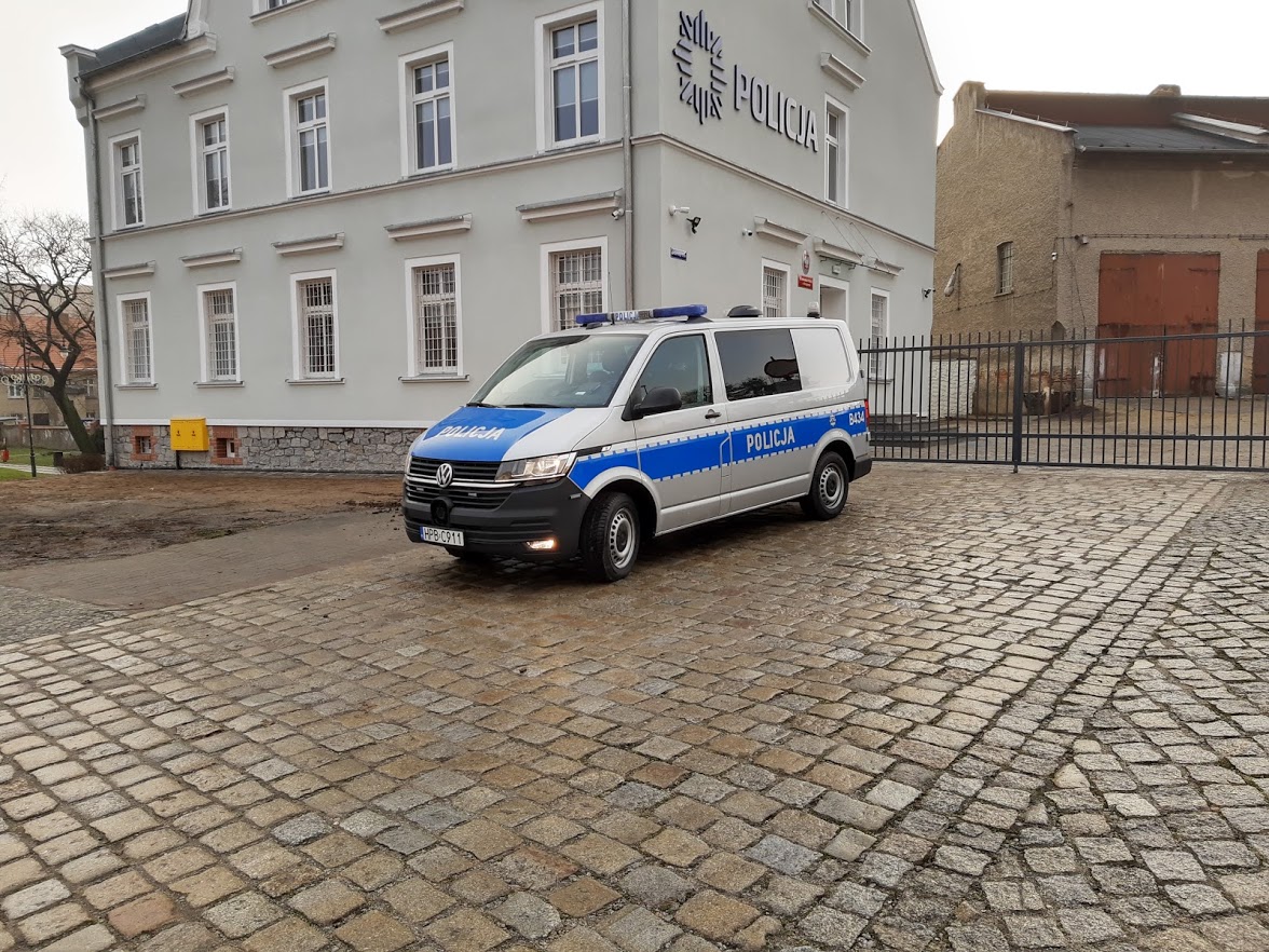 Policjanci wrócili do komisariatu [FOTO] 