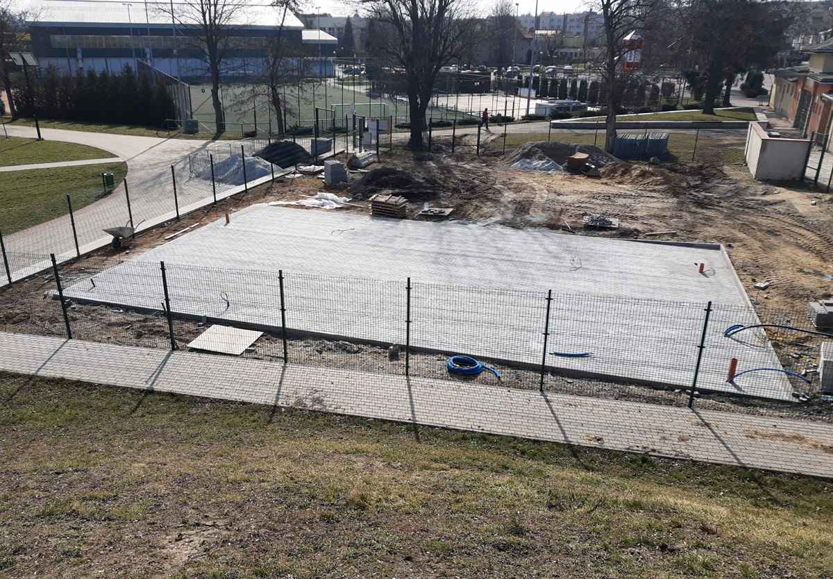 Na OSiRze powstaje wielofunkcyjna wiata [FOTO] 