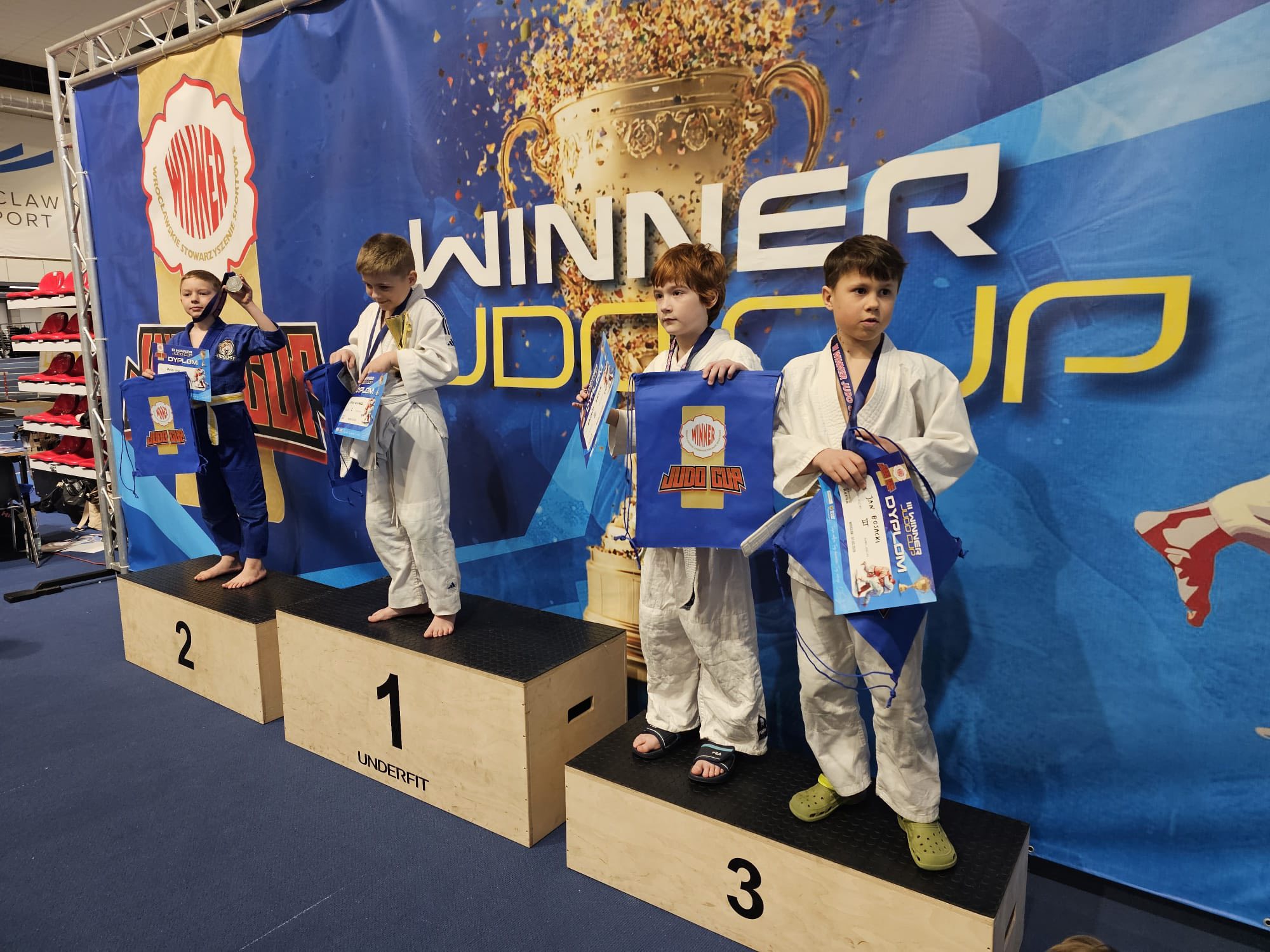 Strzegomscy judocy przywieźli z Wrocławia 7 medali. Szymon Nabiałek wywalczył złoto! 