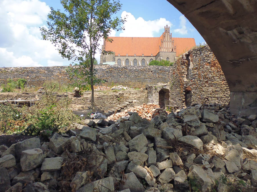 Rewitalizacja Grabów i parku miejskiego 