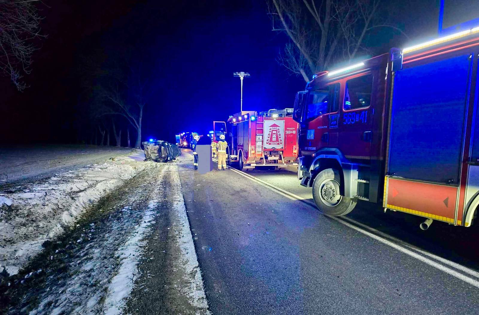Tragiczny wypadek na drodze Bartoszówek-Lusina. Nie żyje jedna osoba [FOTO] 