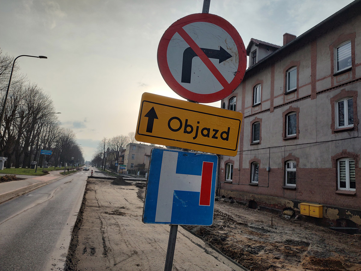 Rusza pierwszy etap przebudowy drogi powiatowej na odcinku Strzegom-Graniczna [FOTO] 