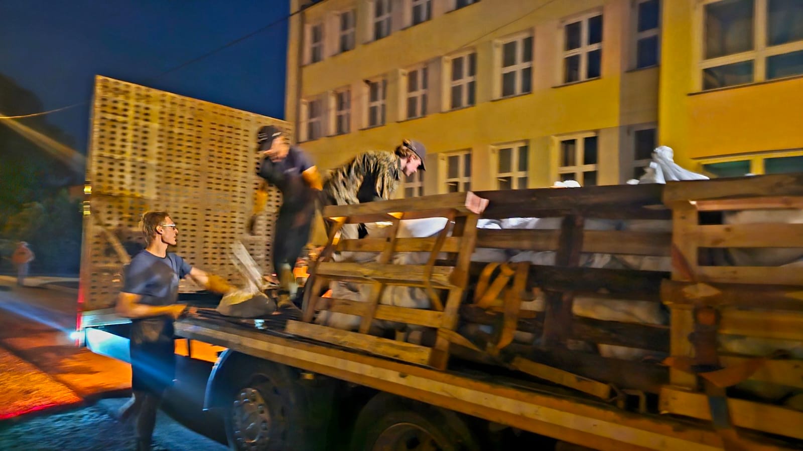 Pomoc dla powodzian w gminie Strzegom [FOTO] 