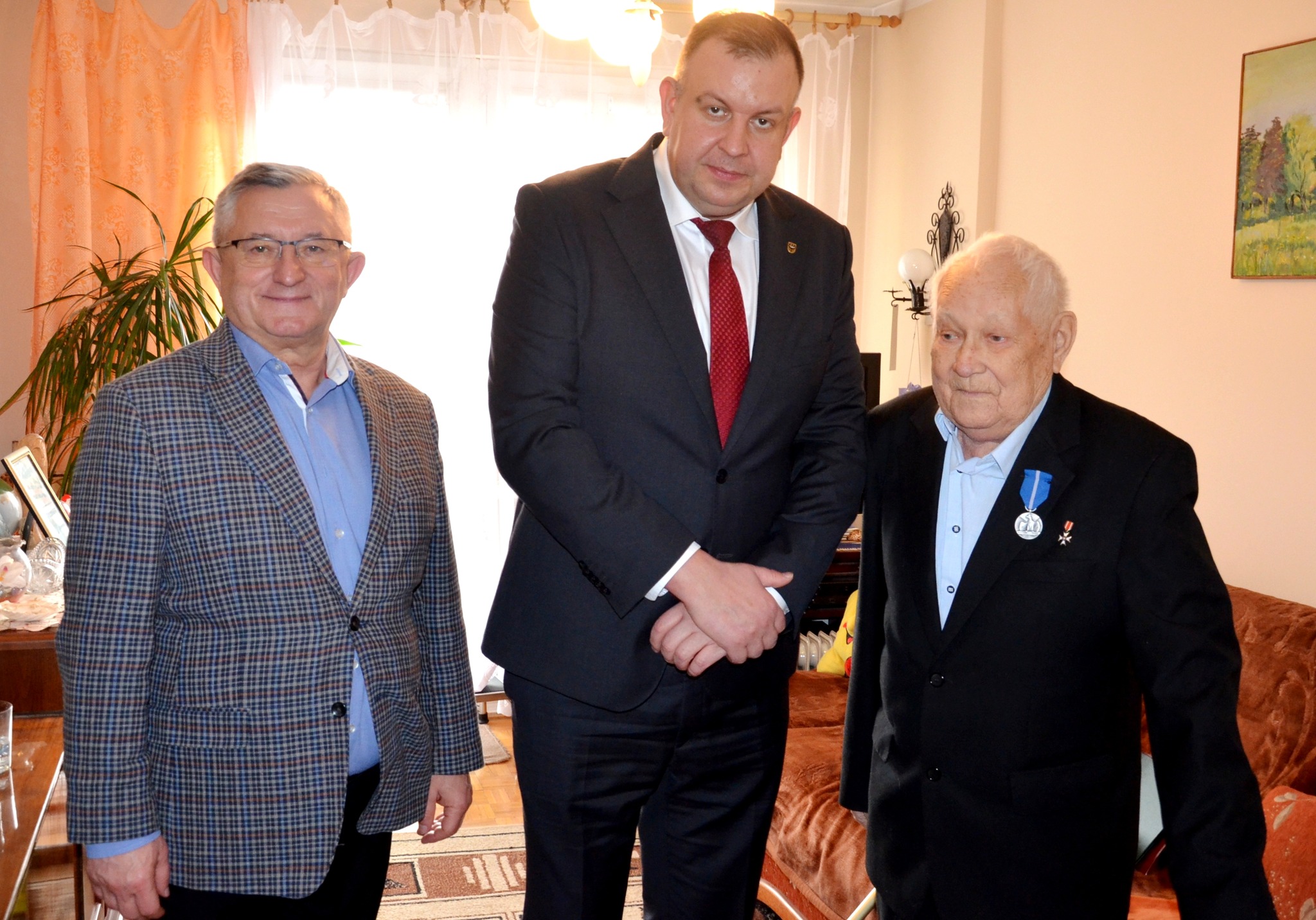 Prezydent RP odznaczył prezesa Koła Związku Sybiraków w Strzegomiu [FOTO] 