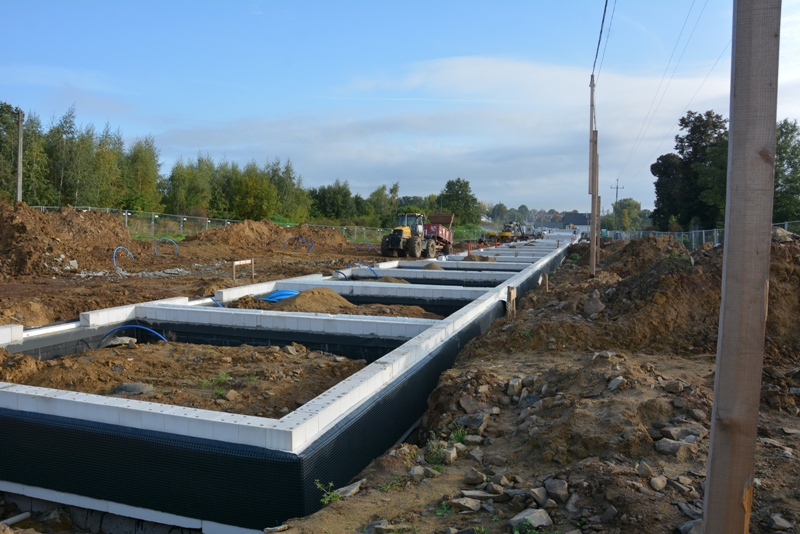 Rosną mieszkania komunalne przy ul. Konopnickiej w Strzegomiu [FOTO] 