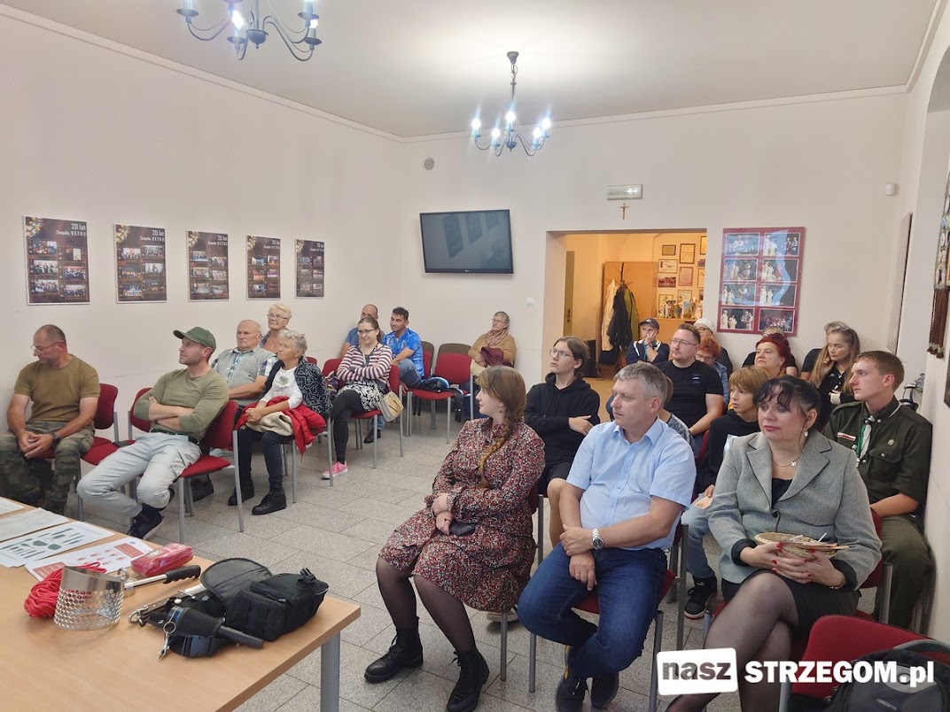 Poszukiwacze skarbów i historia wieży targowej - wykłady w ramach Tygodnia Aktywności Mieszkańca Strzegomia [FOTO] 
