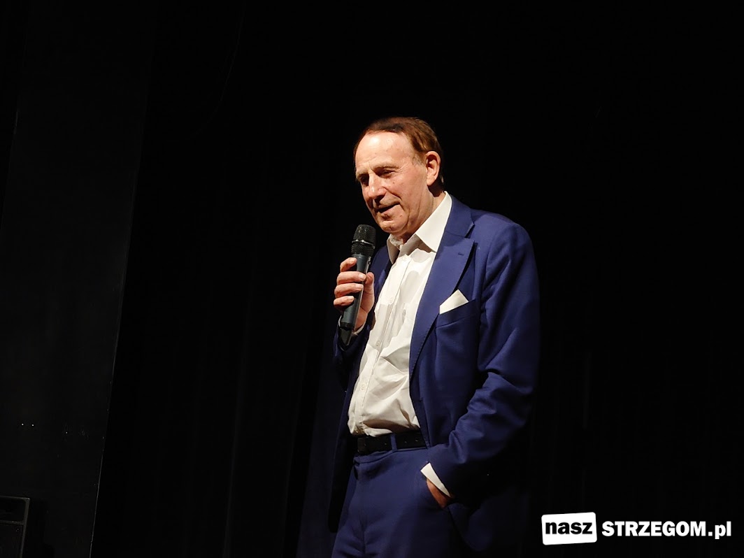 Profesor Stanisław Nicieja zabrał strzegomian w niezwykłą podróż po kartach kresowych historii [FOTO] 