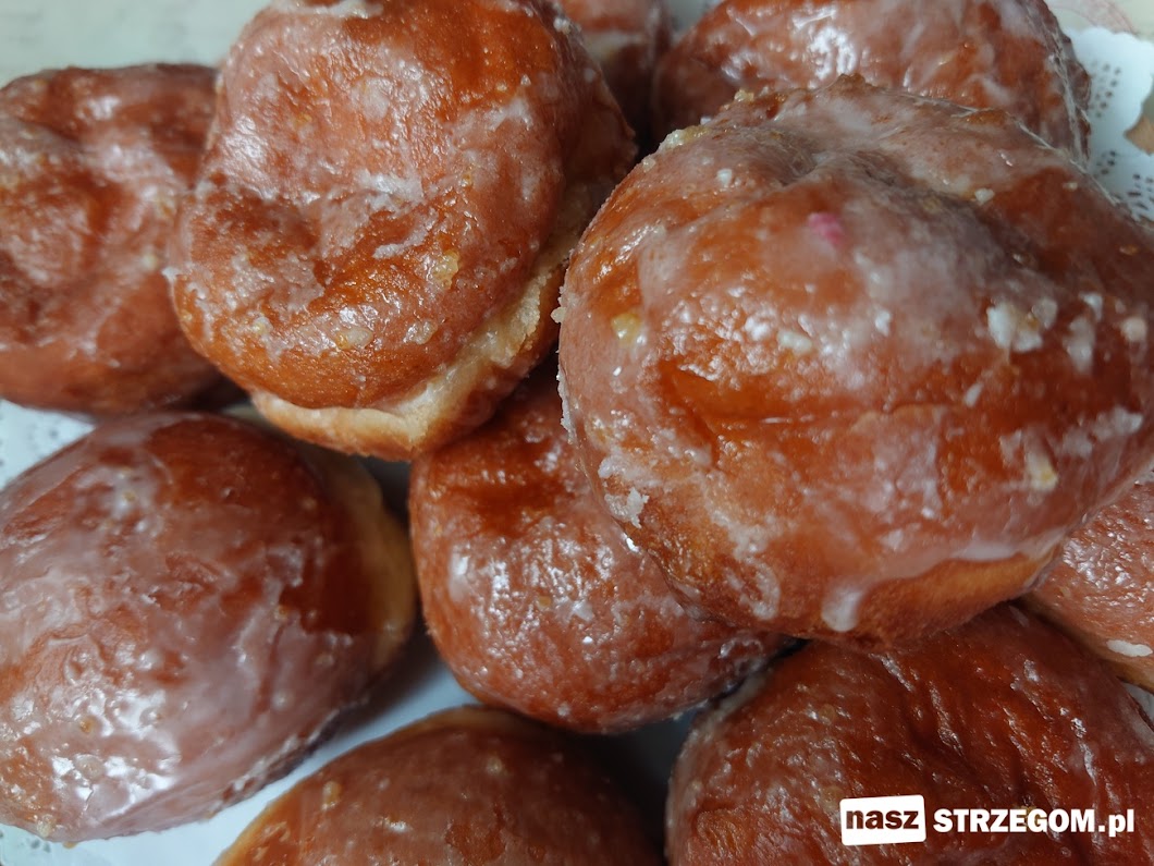 Strzegomianie zastanawiają się, dlaczego „tłusty czwartek” jest w czwartek?  