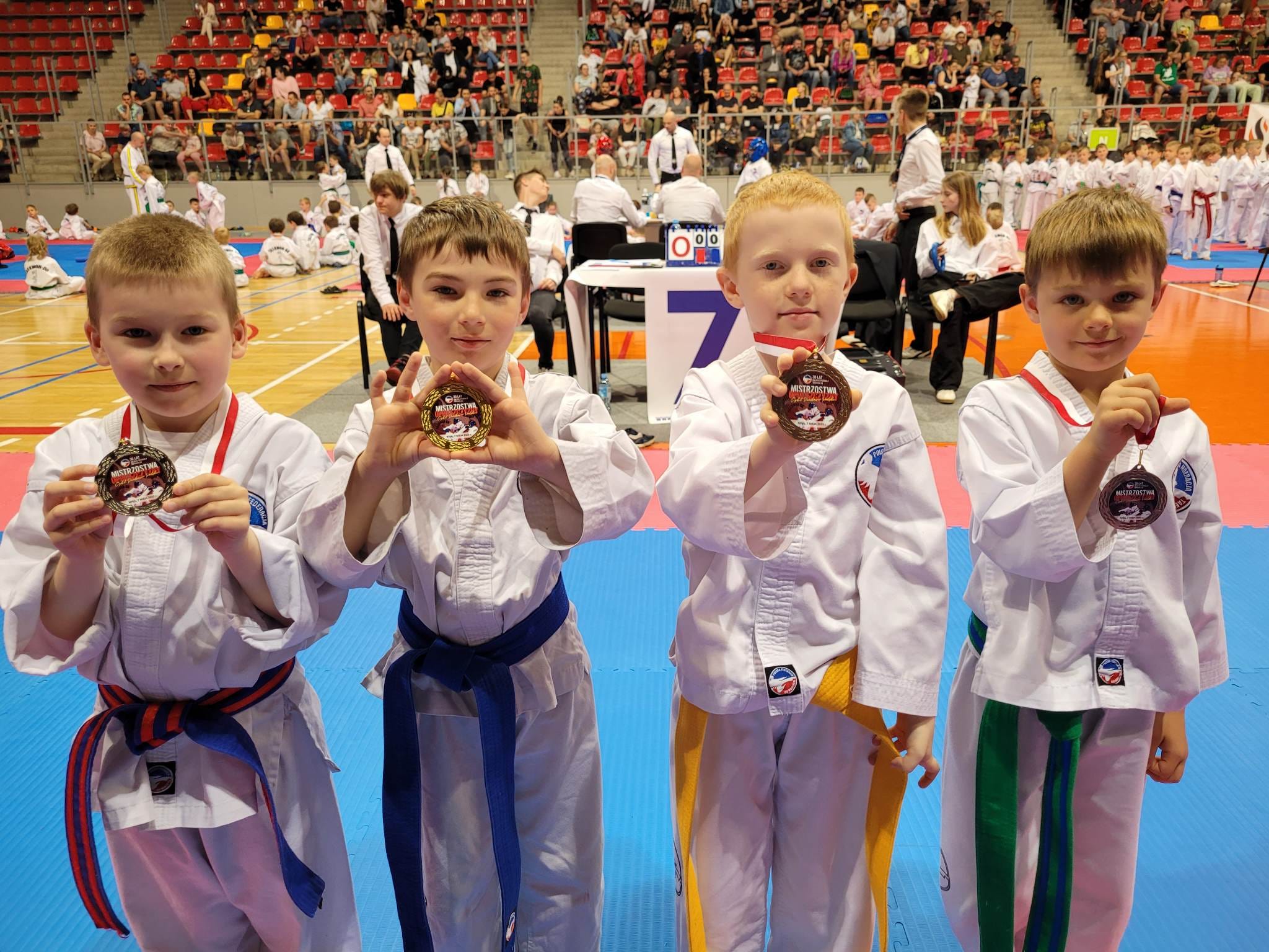 Niesamowite sukcesy dzieci ze strzegomskiego klubu taekwondo 