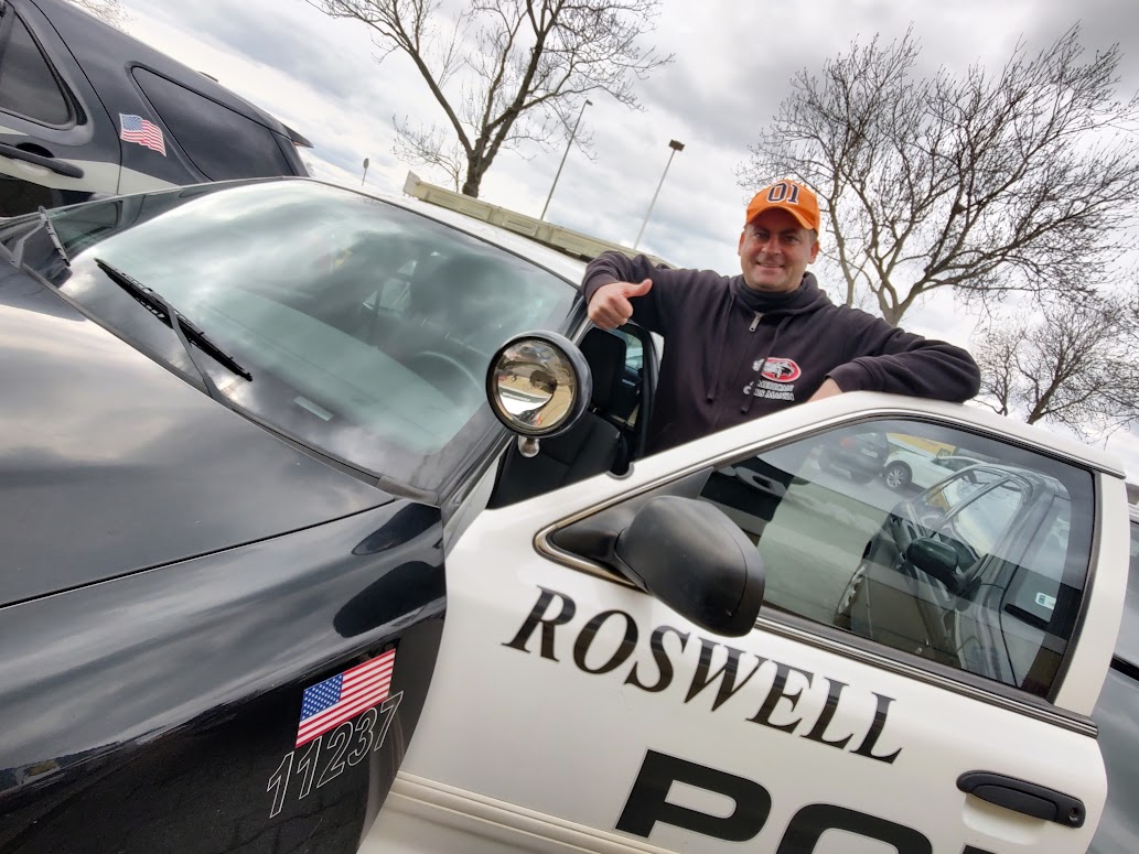 Amerykańskie radiowozy na ulicach miasta [FOTO] 