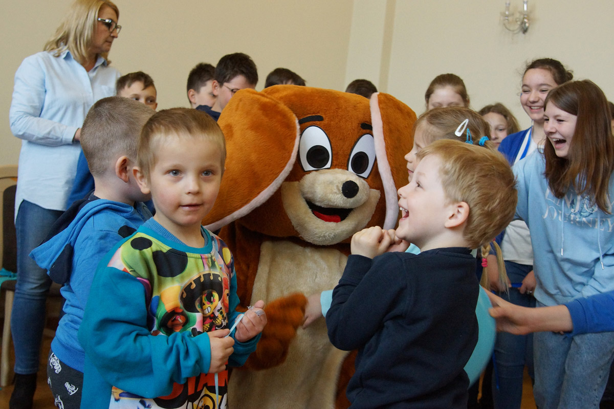 Niebieski happening z okazji Światowego Dnia Świadomości Autyzmu [FOTO] 