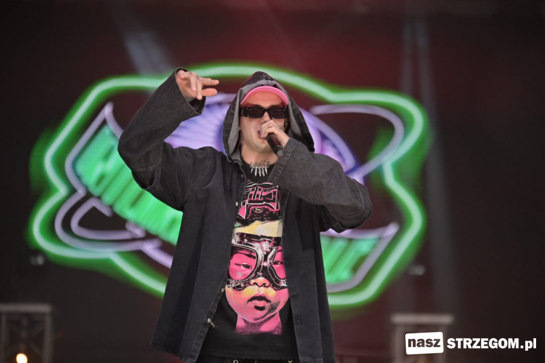 Warsztaty rzeźbiarskie, sportowa rywalizacja i rapowe klimaty muzyczne. Trwa święto Strzegomia [FOTO]  