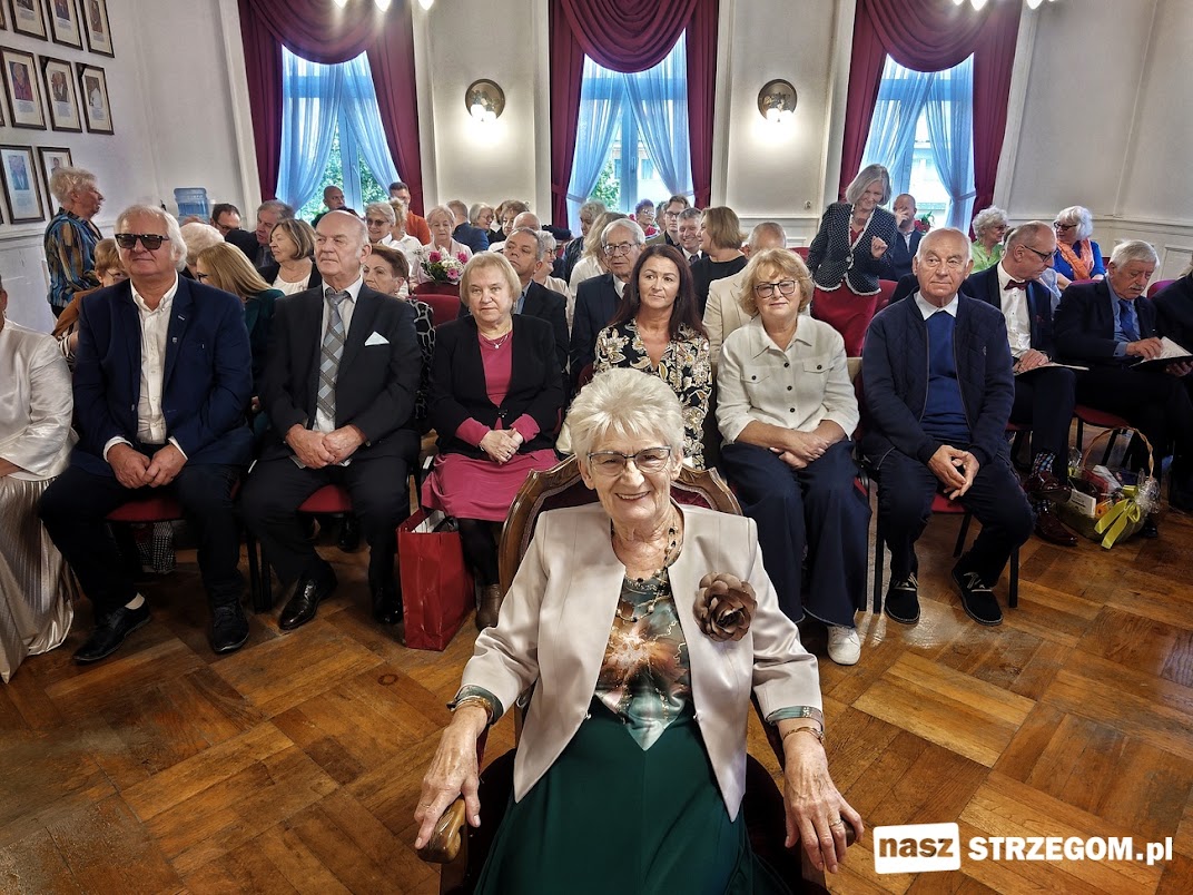 Niezwykła historia Krystyny Rynkiewicz - Honorowej Obywatelki Strzegomia [FOTO] 