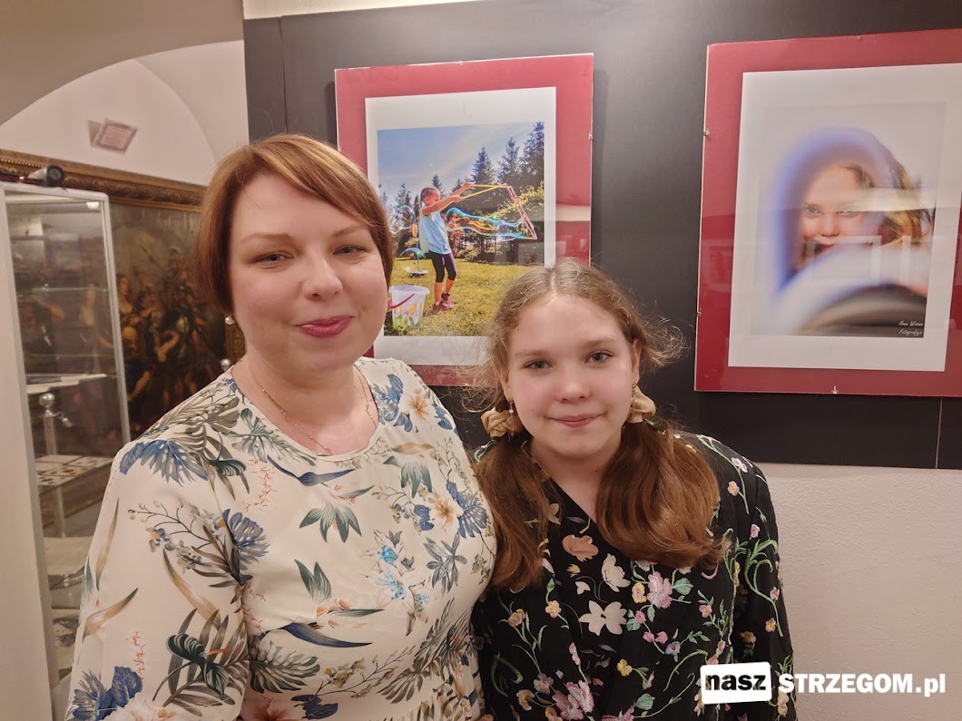 Wystawa fotografii autorstwa Ilony Wiosny rozpoczęła wiosenny sezon w strzegomskim „Karmelu” [FOTO]    