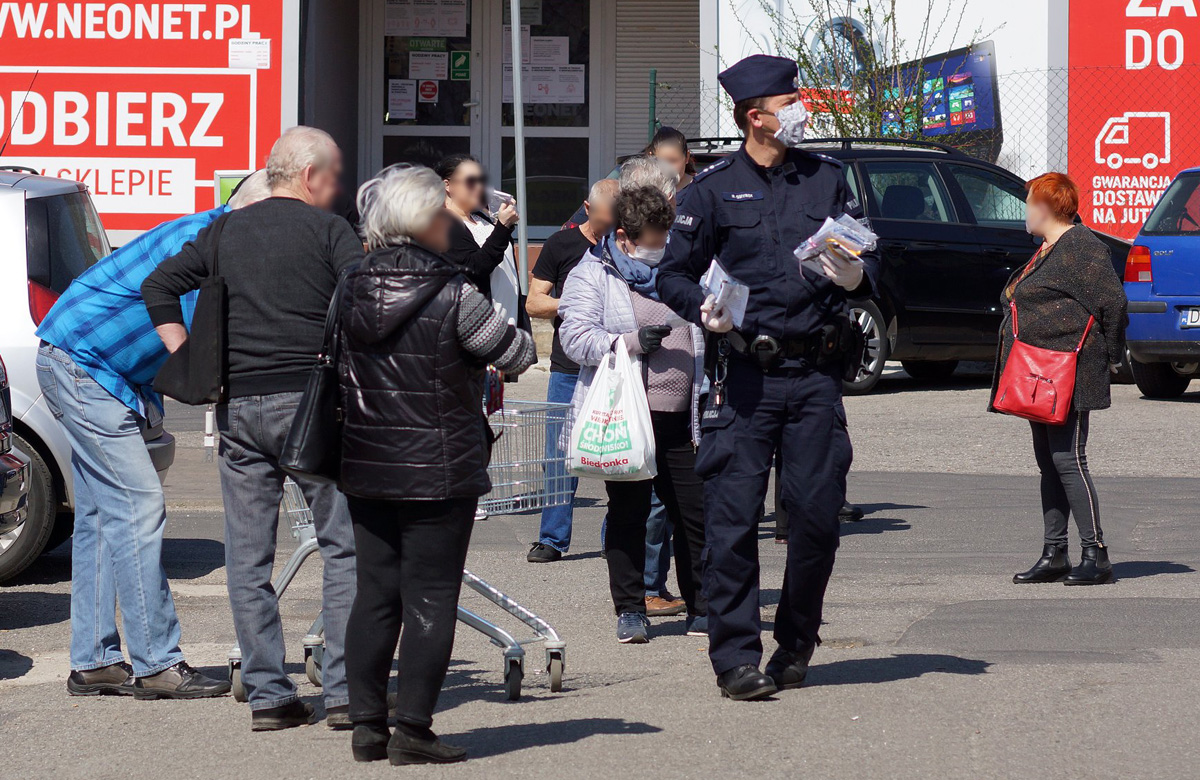 Nie korzystał z maseczki w sklepie. Okazało się, że jest poszukiwany! 